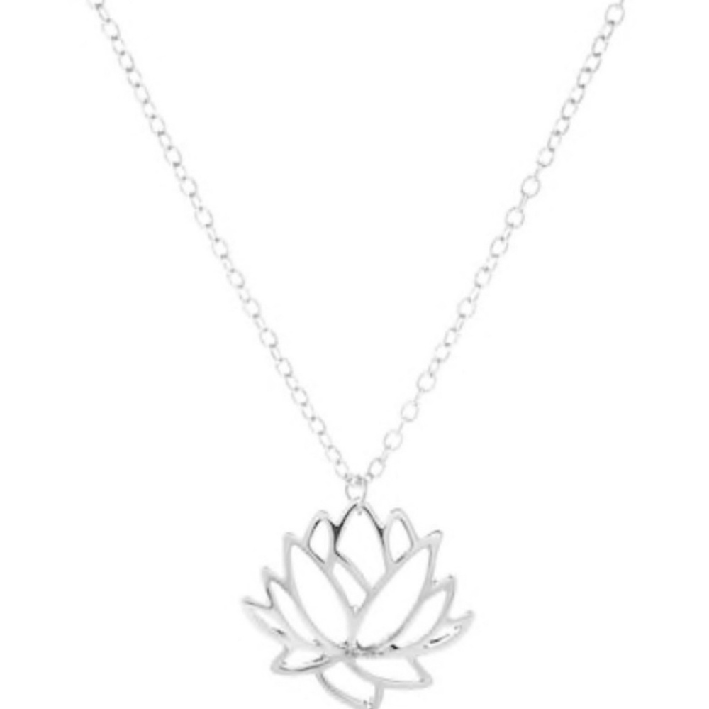 🌷Lotus Flower Necklace